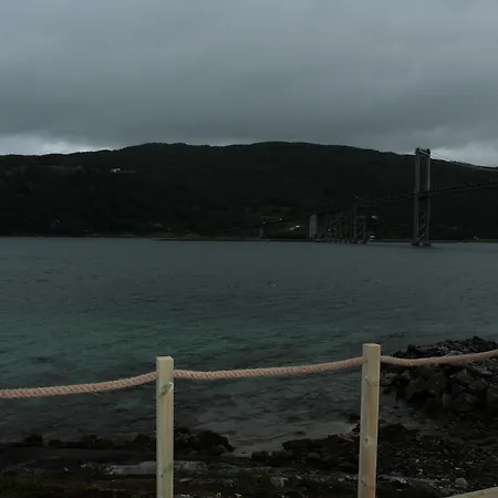 Semesterbostad Tjeldsundbrua Maritim Evenskjer