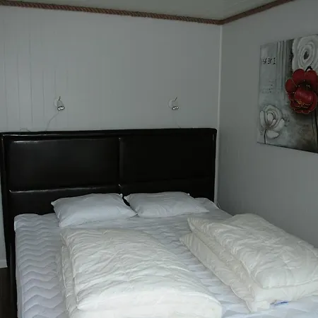 別荘 Tjeldsundbrua Maritim *