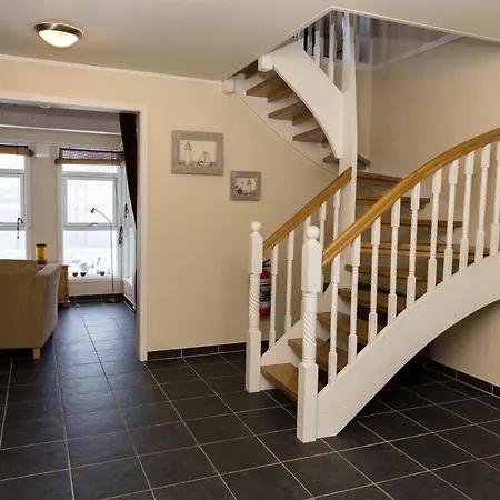 Tjeldsundbrua Maritim Semesterbostad Evenskjer